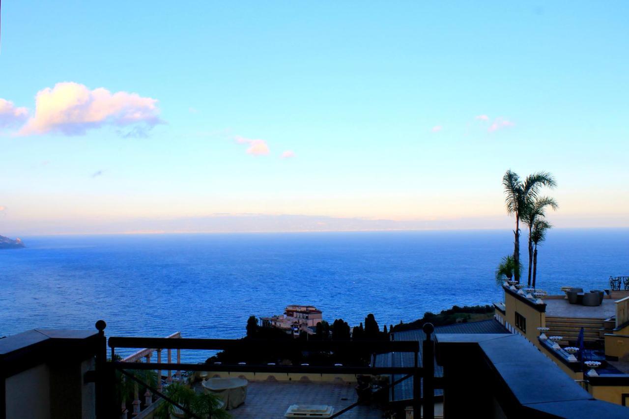 Taormina Panoramic - Taormina Holidays Buitenkant foto